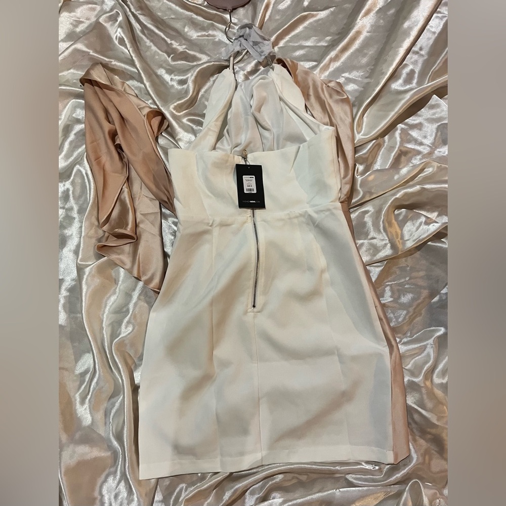 Dress - Picture 5 of 6